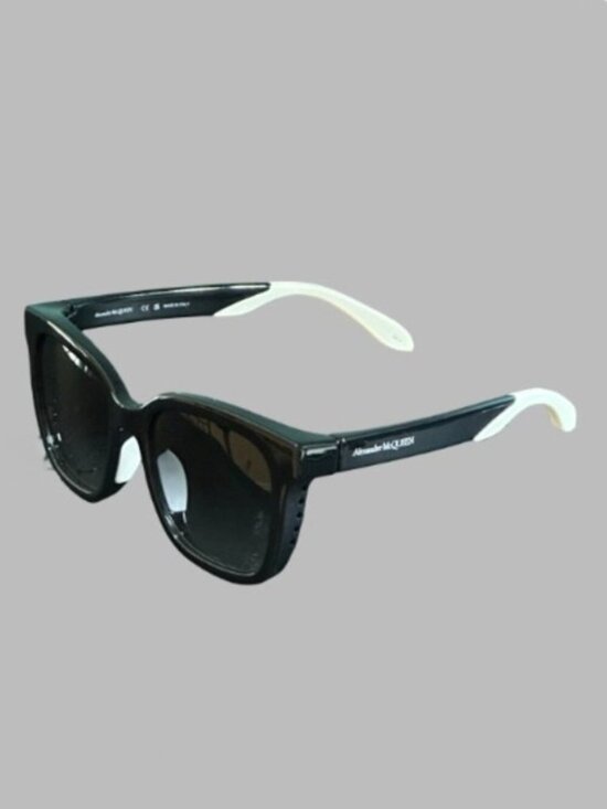 ALEXANDER MCQUEEN AM0295SK 55mm Sunglasses Black White